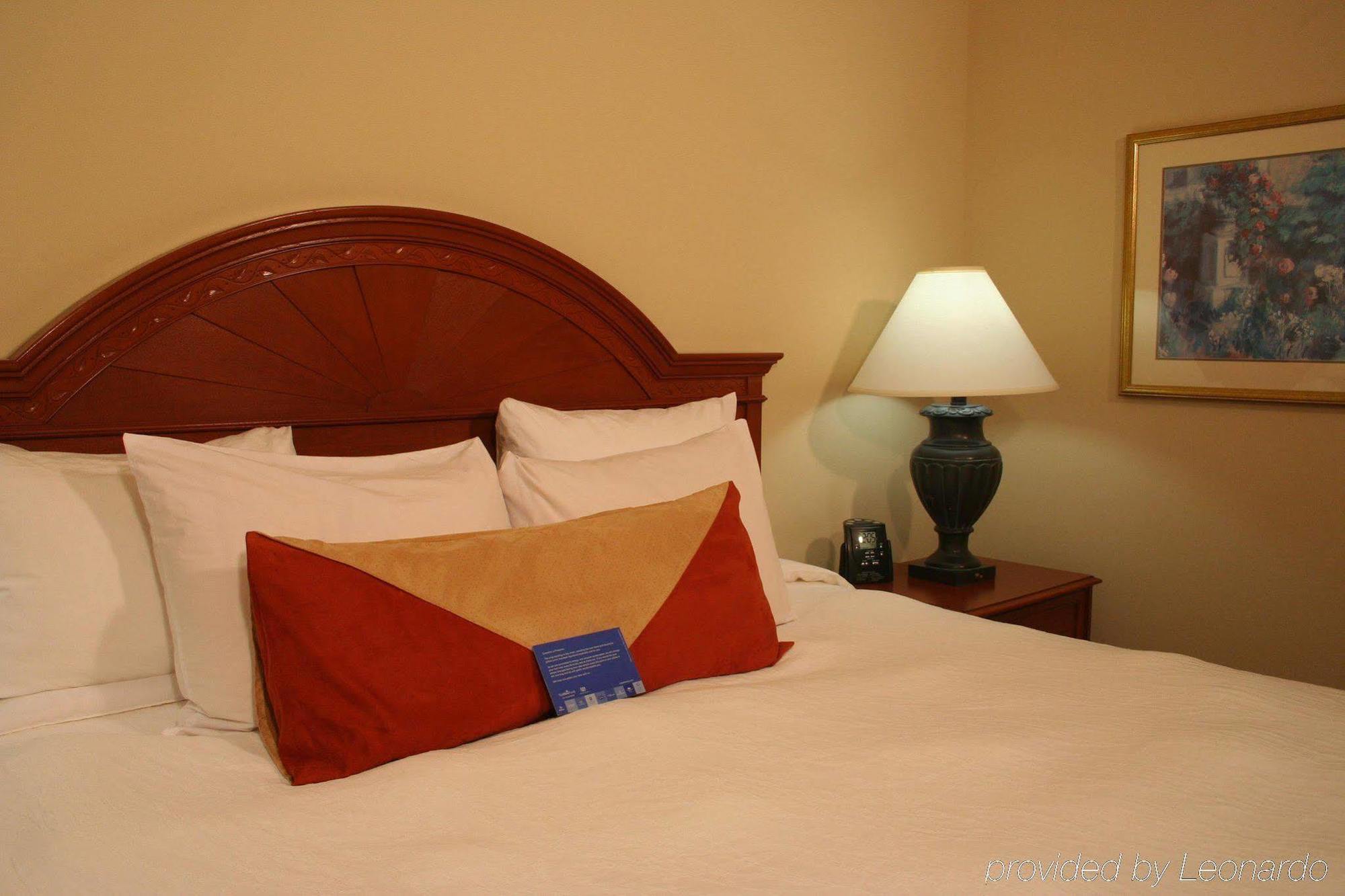 Hilton Garden Inn Oklahoma City Airport Room photo